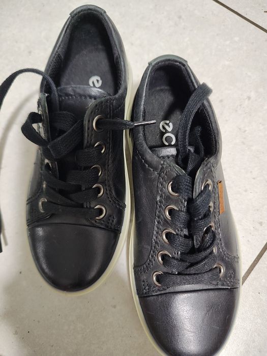 Nowe buty ECCO, sznurowane