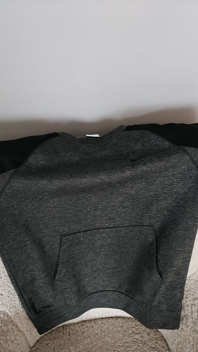 Bluza Nike therma fit stan idealny nowa