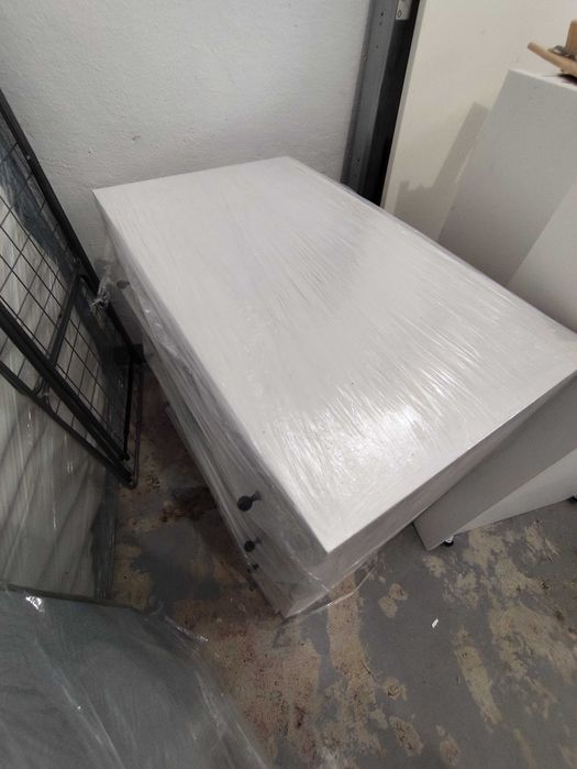 Cómoda MALM - 3 Gavetas