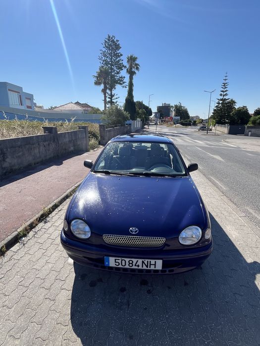 Toyota Corolla Liftback E11 1.3 Gasolina – 102.000 km – 3.000€