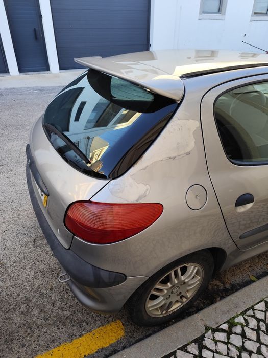 Carro Peugeot 206