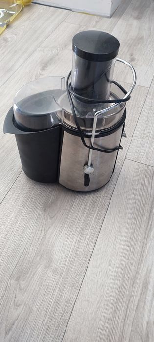 Wyciskarka do soków RAVEN