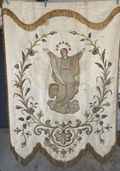 Bandeiras - estandartes de prossiçao