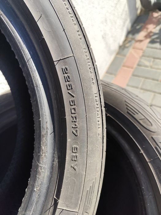 Sprzedam opony letnie 225/50/17