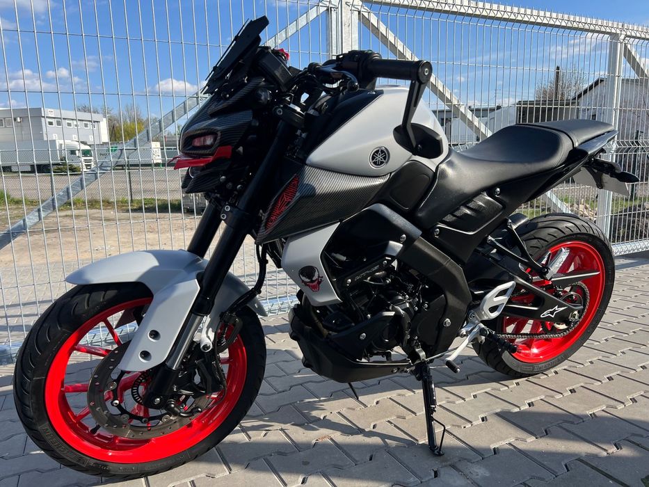 Yamaha MT Yamaha mt125 Akrapovic karbon bezwypadkowa