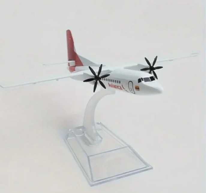Metalowy model samolotu Avianca