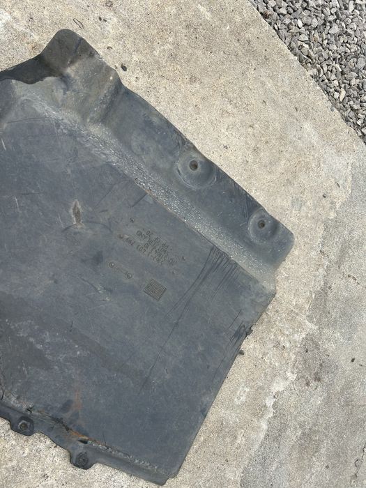 Oslona dolna e83 x3 automat MPAKIET wysylka nie polamane