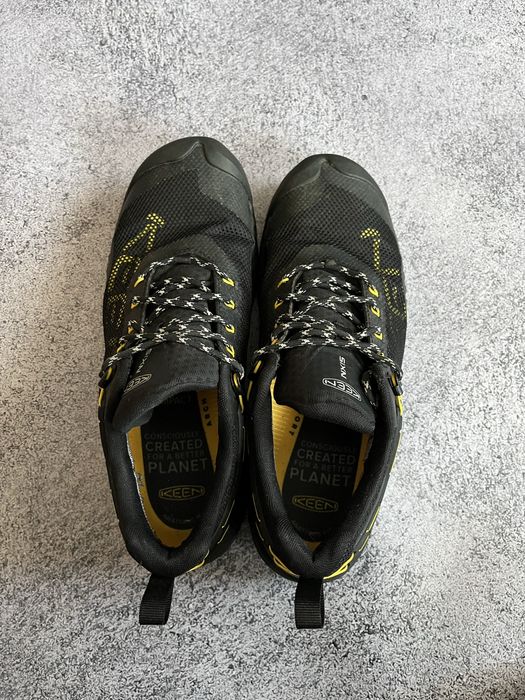 Мужские трекинговые кроссовки KEEN Nxis Evo Waterproof / размер 42