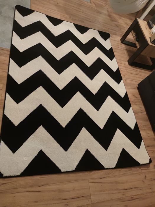 Dywan, jodełka, czarno-biały wzór, 160 cm x 226 cm