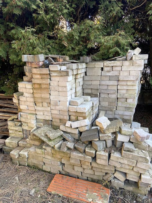 Cegłówka biała ilość widoczna na zdjęciach