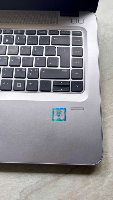 Laptop HP 14" - 16GB i5 450GB Win11Pro Office