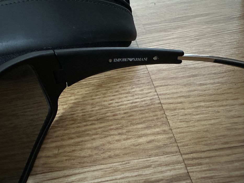 Сонцезахисні окуляри Emporio Armani
