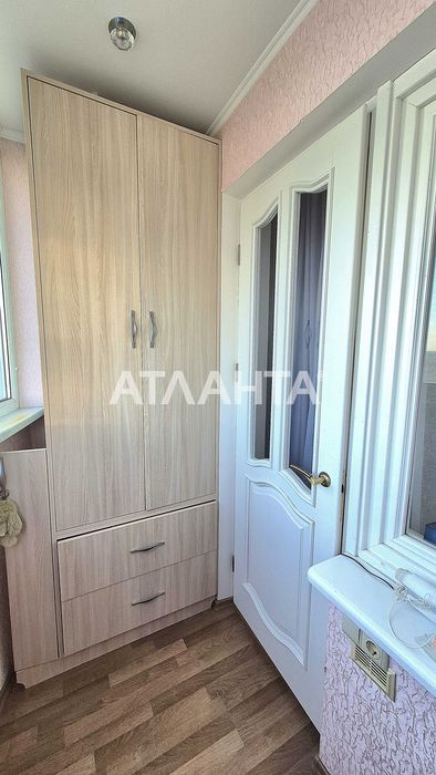 4-кімнатна квартира 85 м² з ремонтом та меблями. пр-т Князя Володимира Великого