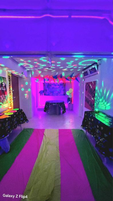 SIX SEVEN - Glow Party Disco, Karaoke & Cinema - Sala para festas de aniversário Campo de Ourique