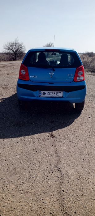 Автомобіль Nissan Pixo