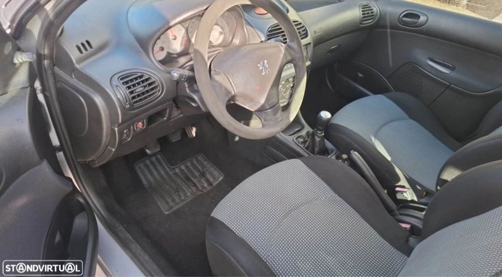 Carro peugeot 206