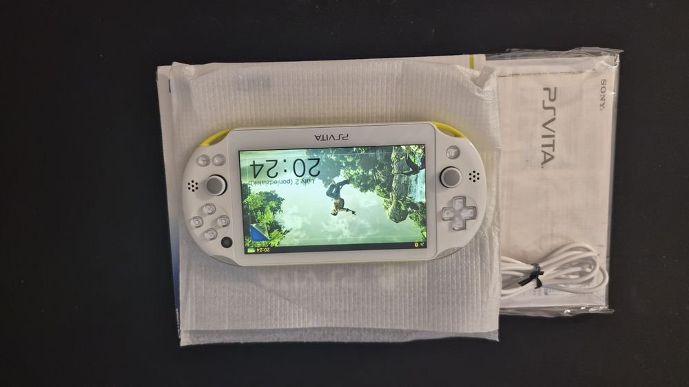 PS Vita Slim PCH-2000 Lime Green/White | Japońska | Idealny Stan