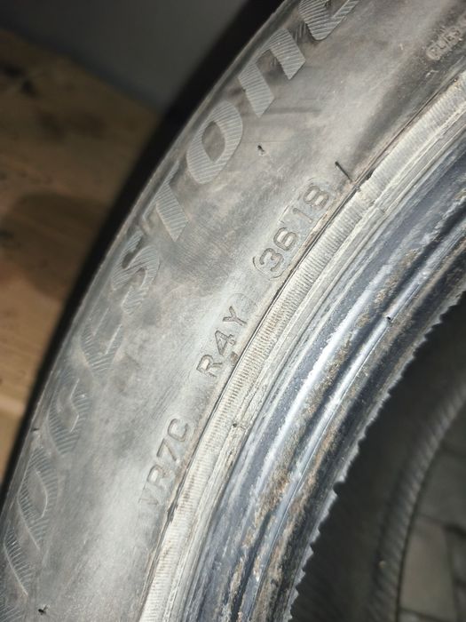 Opony zimowe Bridgestone