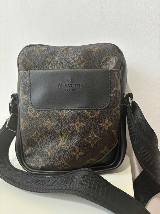 Listonoszki Torebki torebka louis vuitton listonoszka plecaczek OUTLET