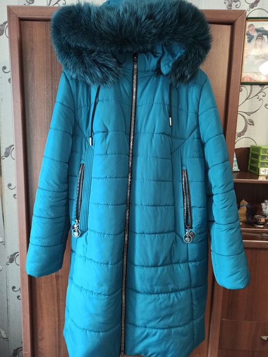 Продам пальто состояние нового размер 58-60