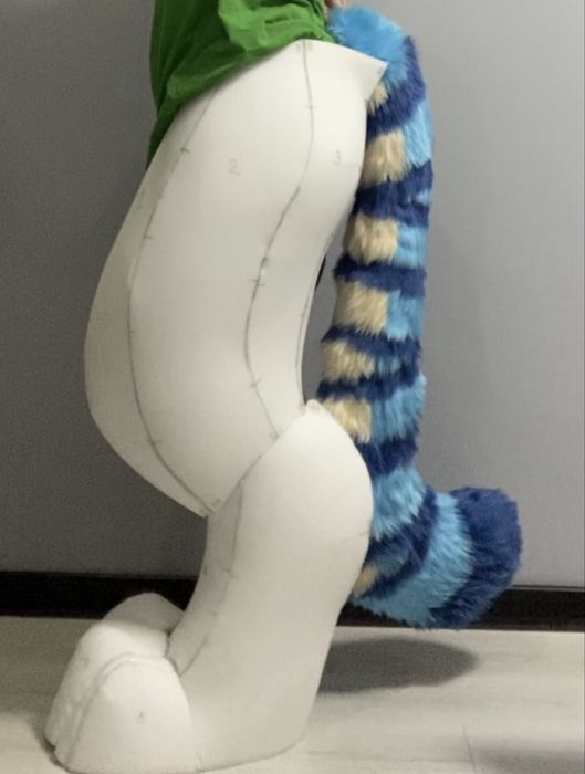 Діггі лапки для фурсьюта