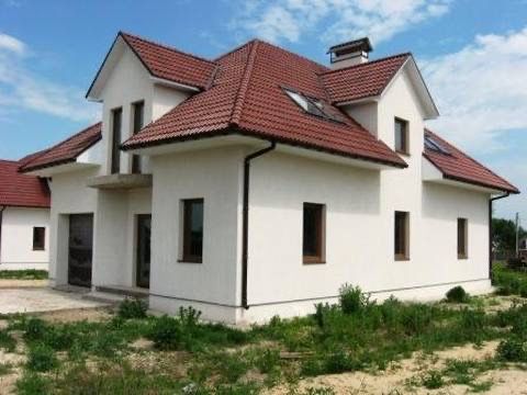 Продам новий будинок 233м² 2-х поверховий будинок, 2 входи з гаражем.