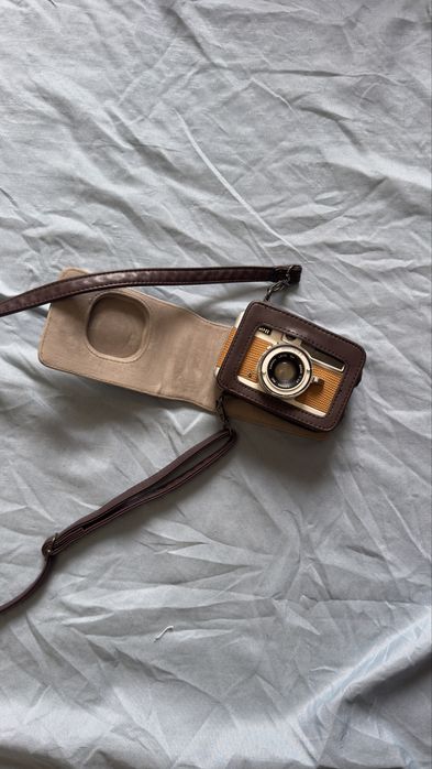 Canon demi ee17 Half-frame