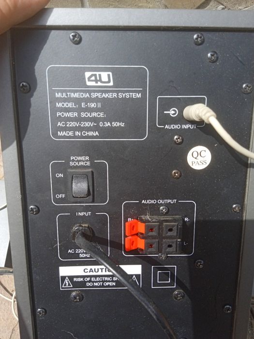 Продам усилитель с колонками