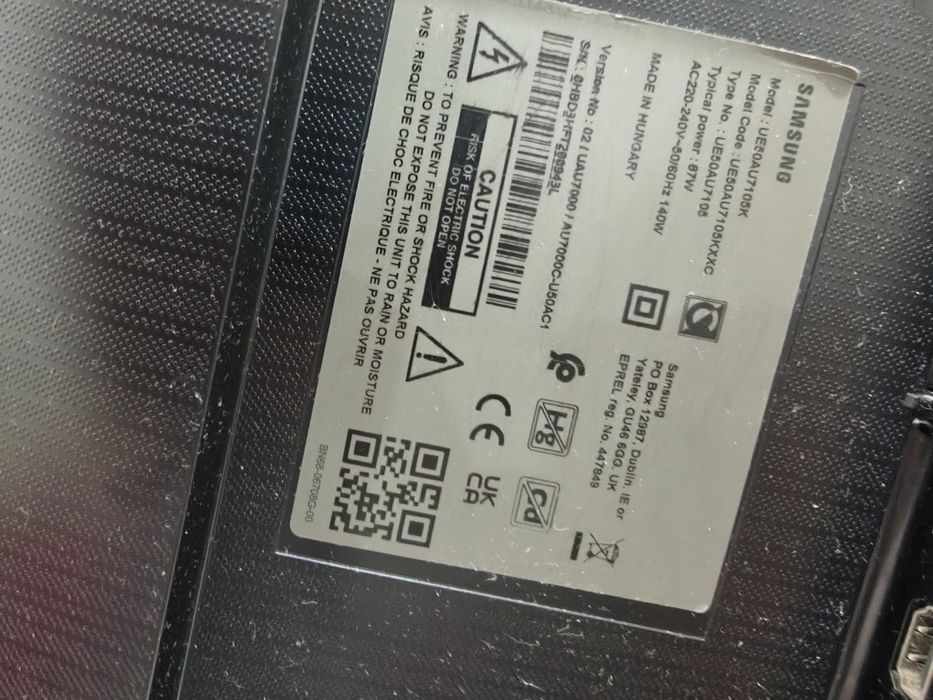 Vendo Fonte de Alimentação (Power Supply) original para Smart TV Samsung de 50" (Modelo exacto: UE50AU7105 / UE50AU7105KXXC).
