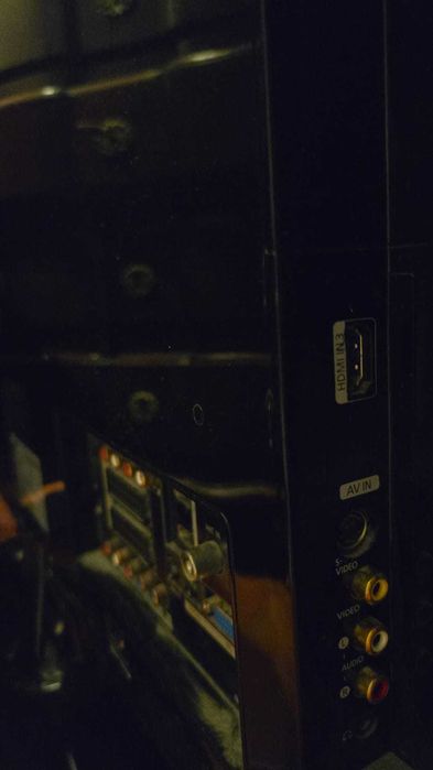 TV Samsung 32" LCD HD Ready (3 HDMI) + TDT NOS GRÁTIS -