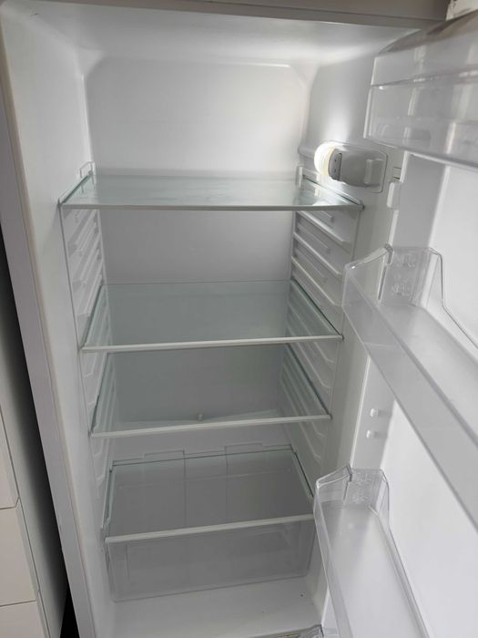 Frigorífico branco combinado