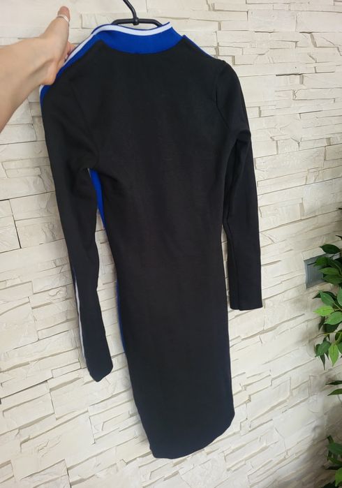 Sukienka sportowa XS