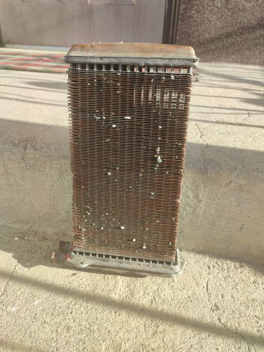 Мєдний Радіатор печки