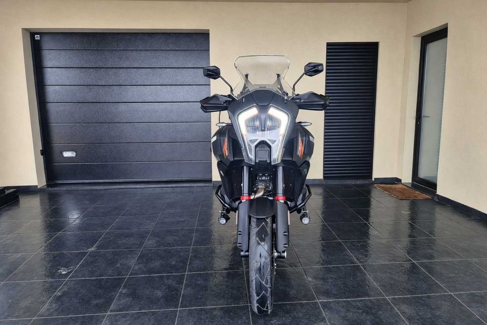 KTM 1290 Super Adventure S 2023 – 7474km – Malas + Extras – Impecável