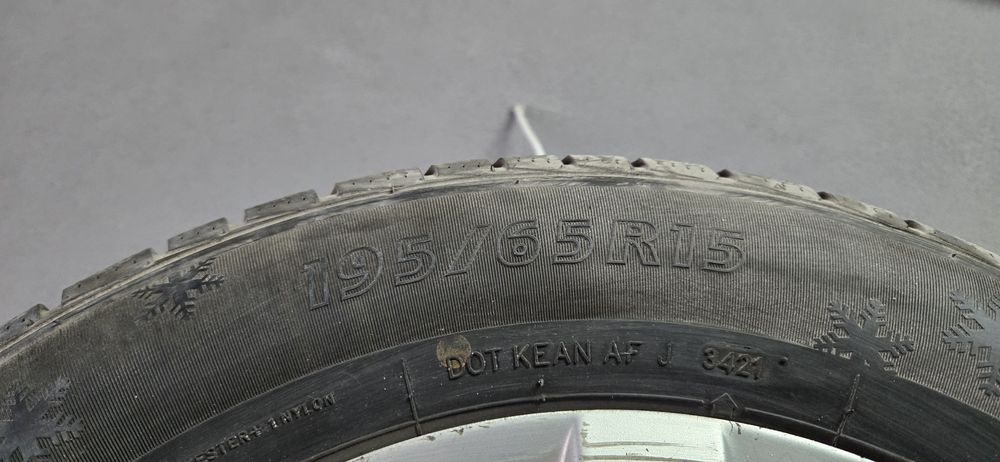 Шини зима 195/65/  r15