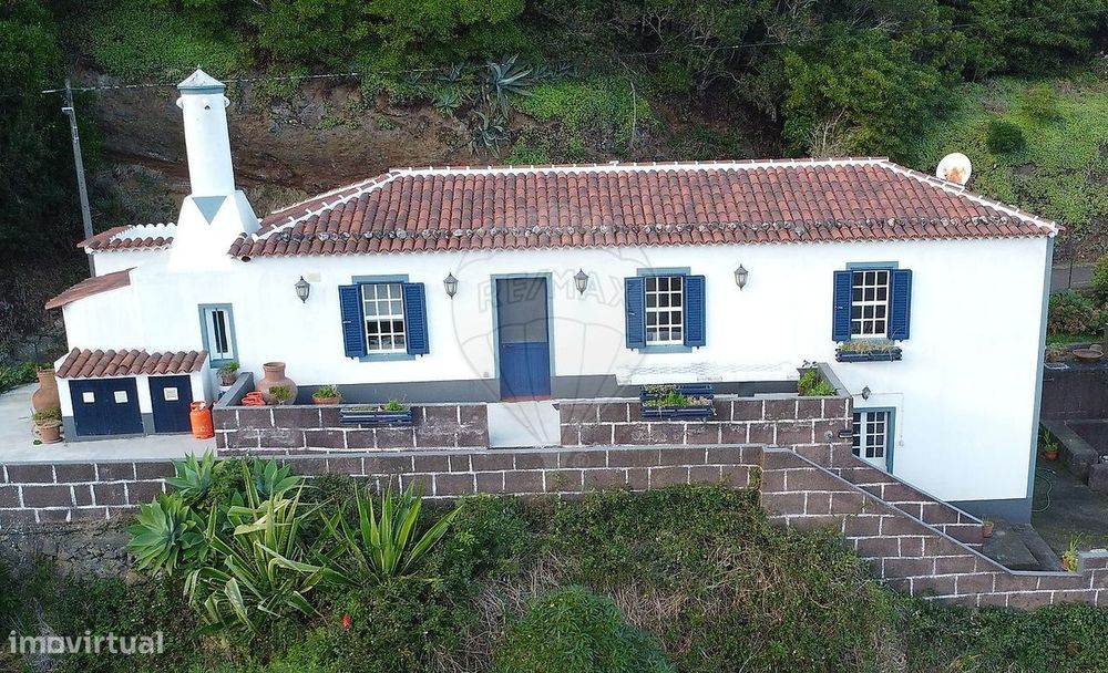 Moradia T4 para venda