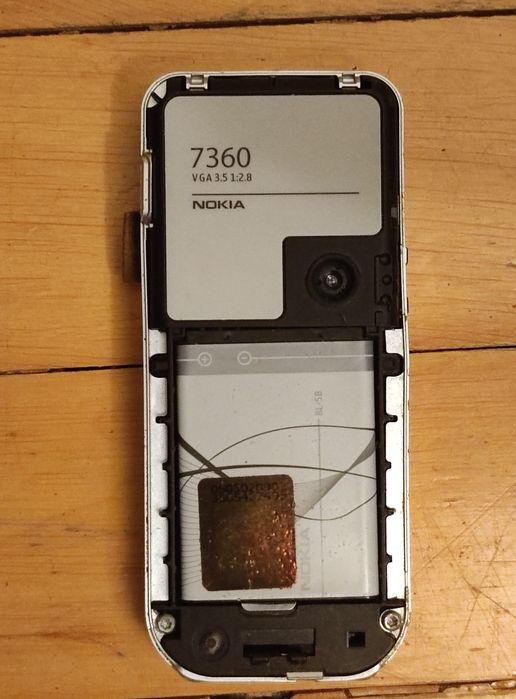 Nokia 7360 bez simlocka używana 2006 w pełni sprawna retro