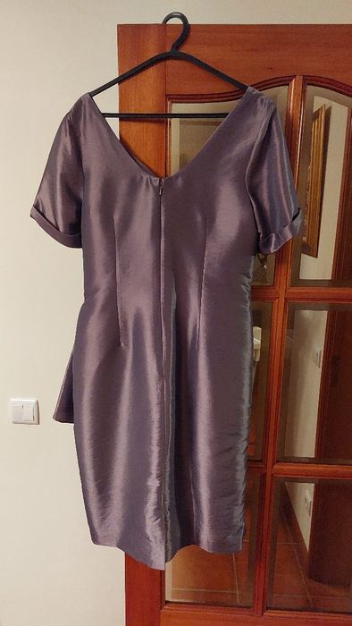 1 vestido em cetim