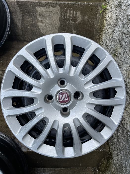 Jantes 15’ Fiat c/ tampos incluídos