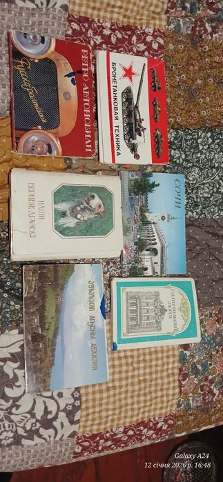 Продам  советские Наборы открыток   авто,собаки ,Броне техника  итд