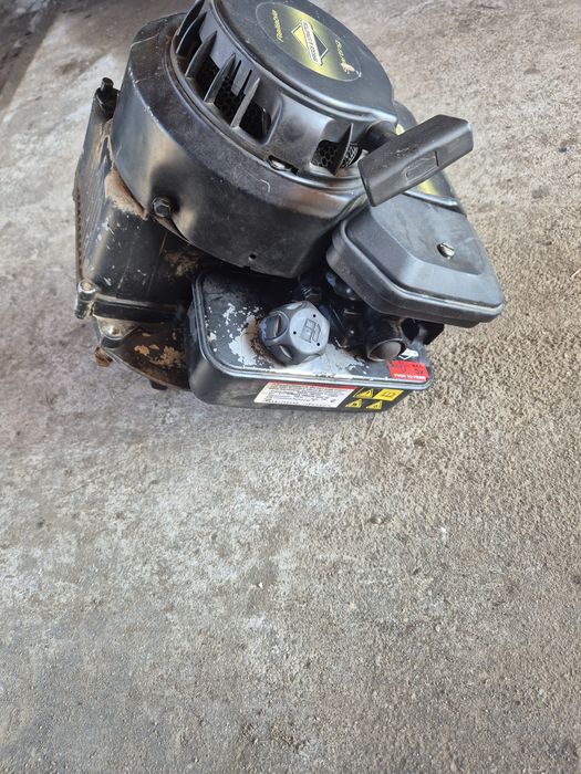 Silnik spalinowy części