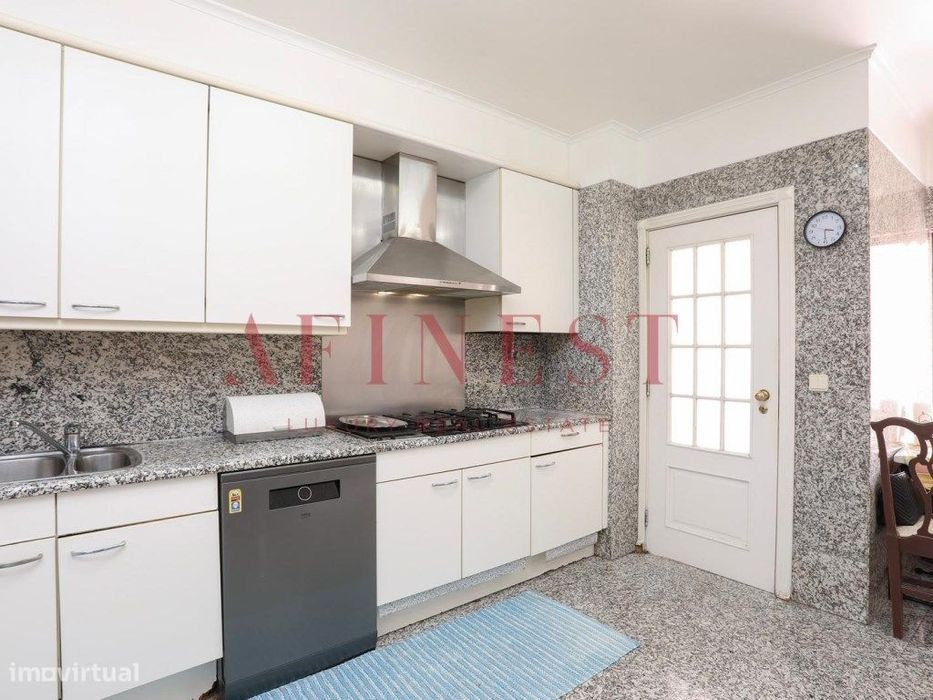 Apartamento T4 No Golden Park Nas Laranjeiras