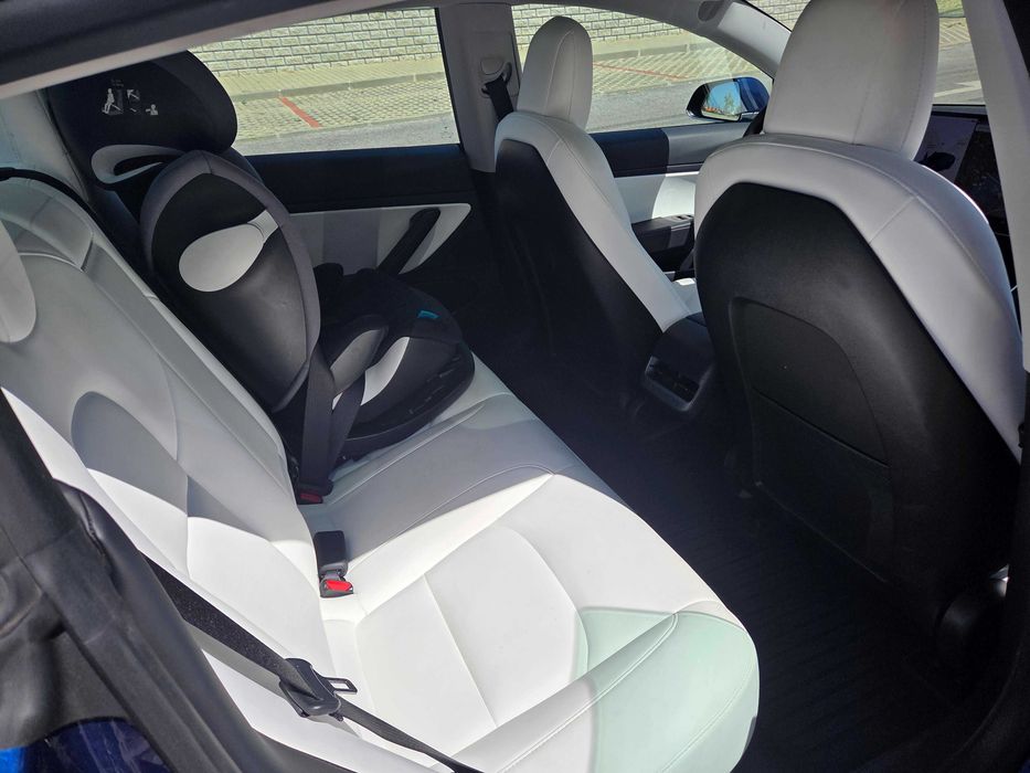 Tesla Model 3 Standard Range Plus (Full Extras)