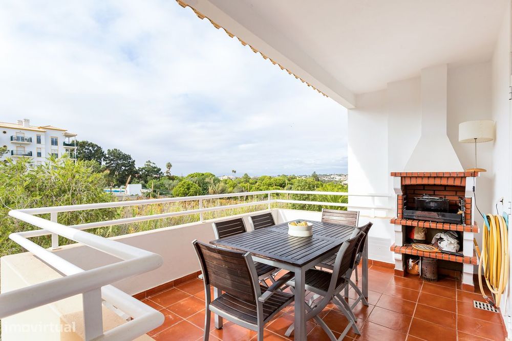 Apartamento T1+1 a pé da praia da Galé