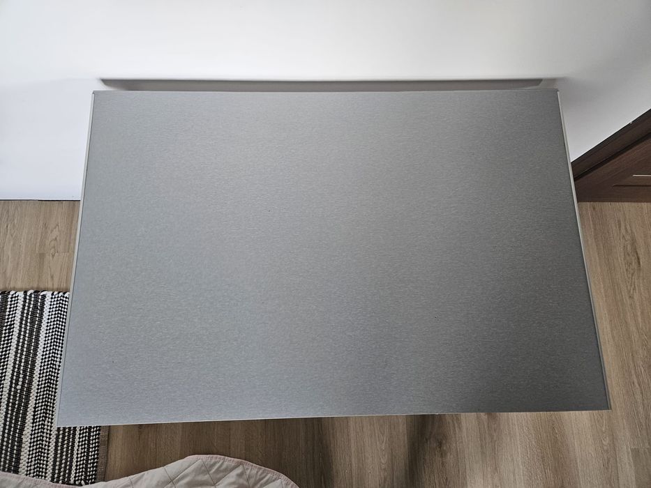 Sprzedam biurko / stolik