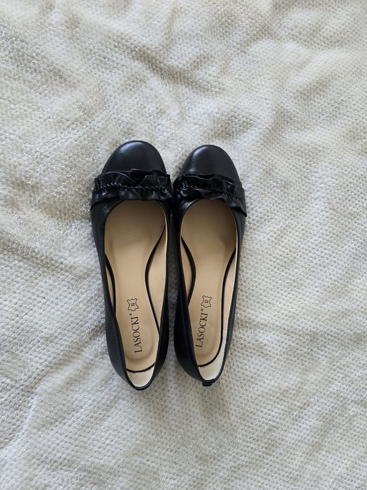 Lasocki skórzane baleriny 41