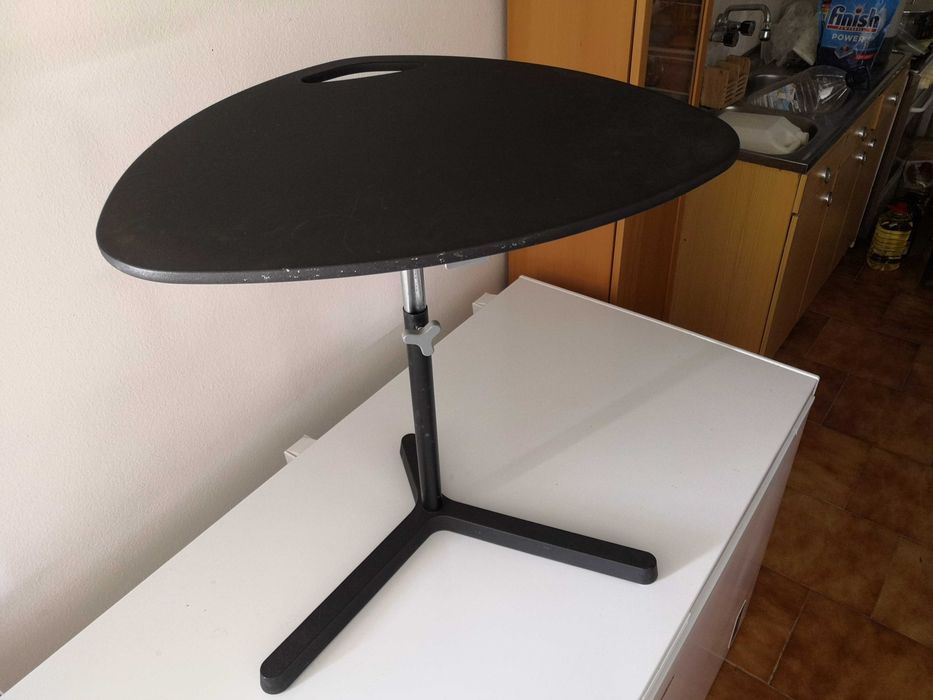 Mesa para portátil