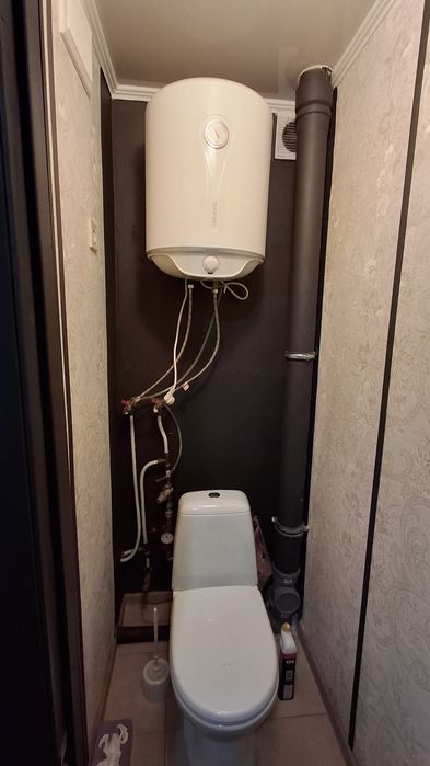 Продаж 1 кімн. квартири  Закревського 31В