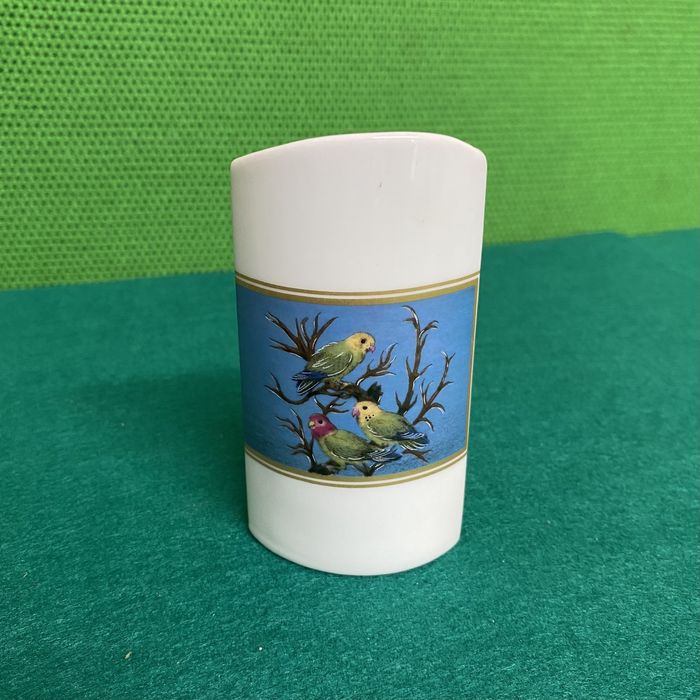 Jarra pequena de decoração antiga