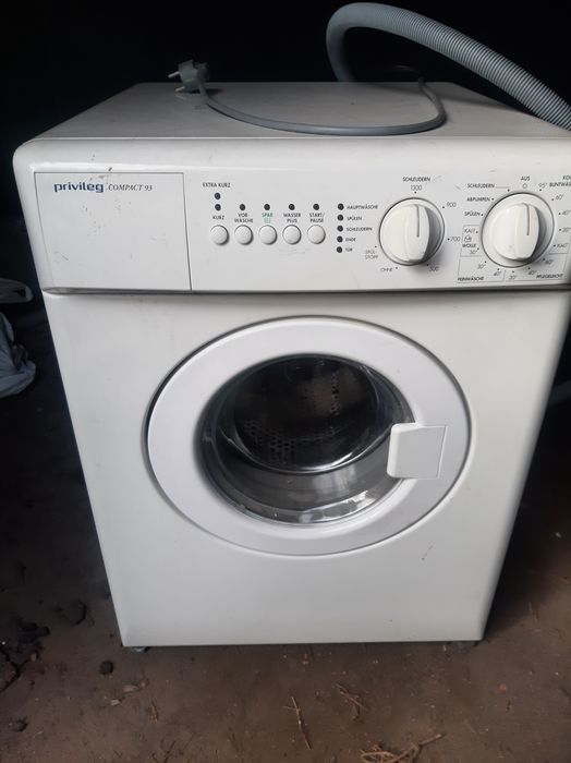 Продаю  пральну машину